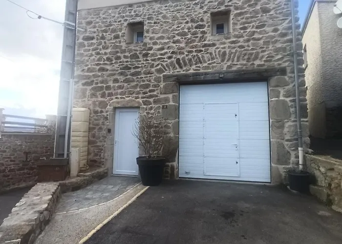 Au Coeur De L'auvergne *